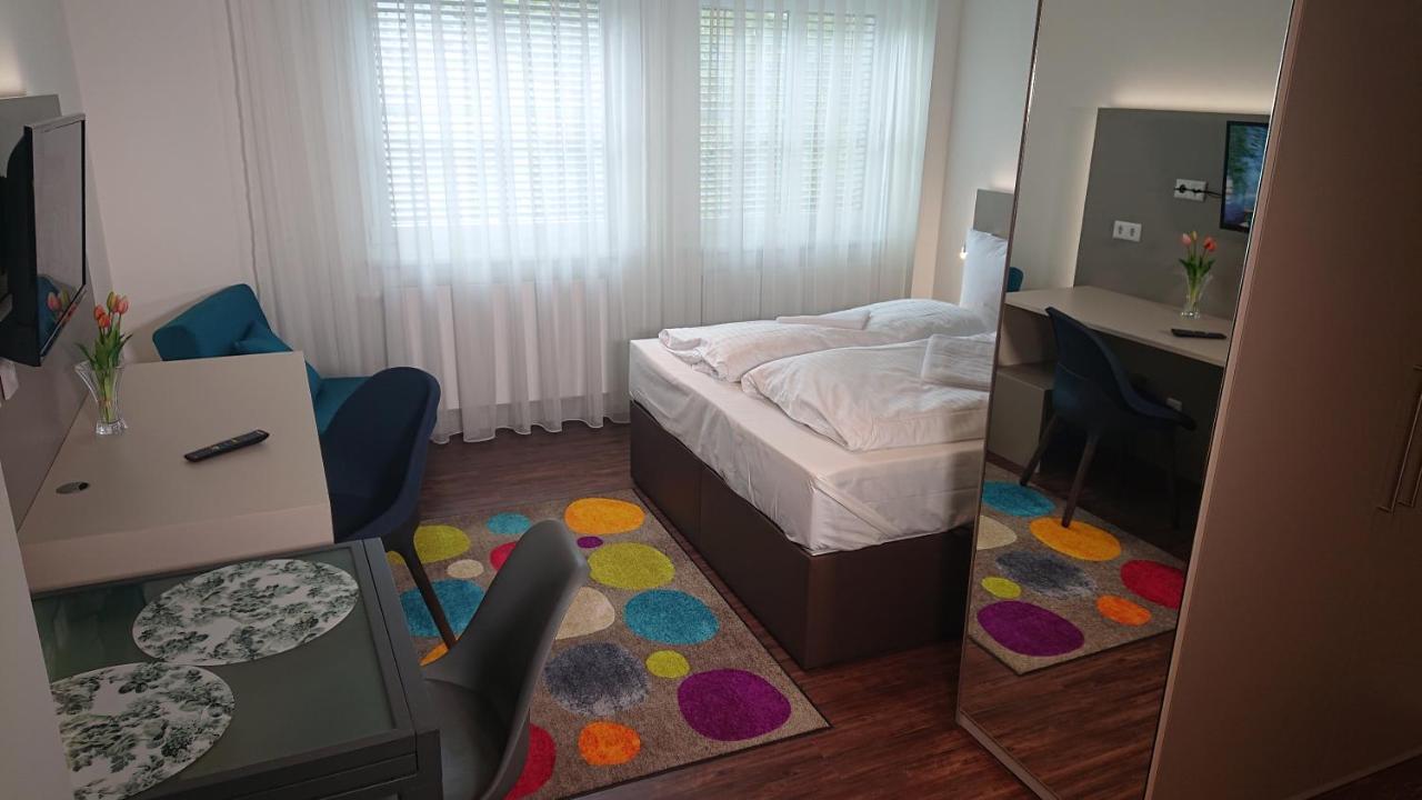 Apart-house *